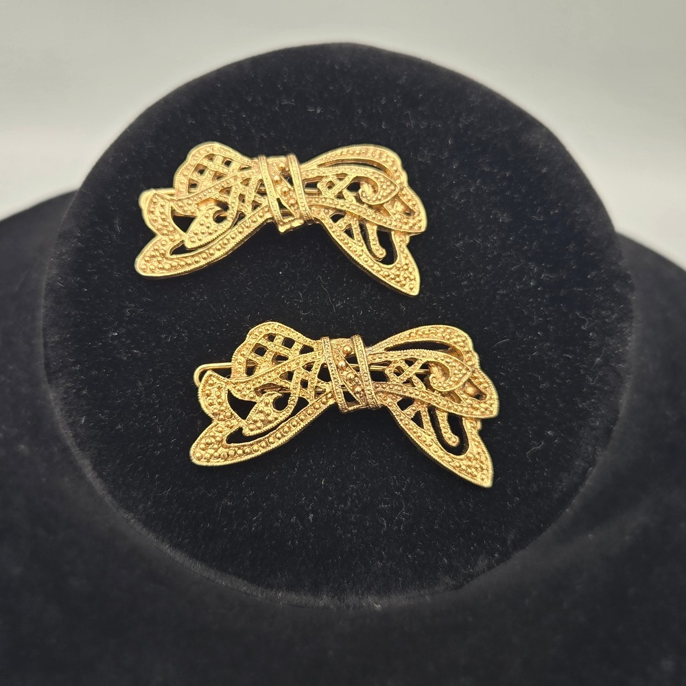 Vintage Metal Bow Hair Clips Barrettes Pair Women Gold Tone Filigree 1990s Y2K